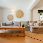 Myconian Platinum Senior & Deluxe Villa *