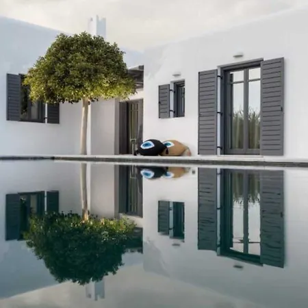 Villa Myconian Platinum Senior & Deluxe *