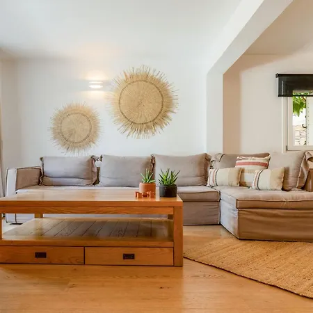 Myconian Platinum Senior & Deluxe Villa *