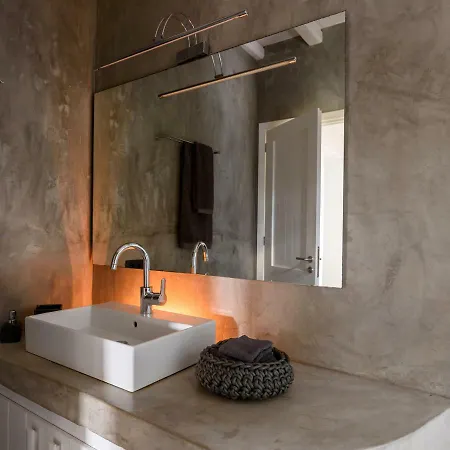 Myconian Platinum Senior & Deluxe Βίλα