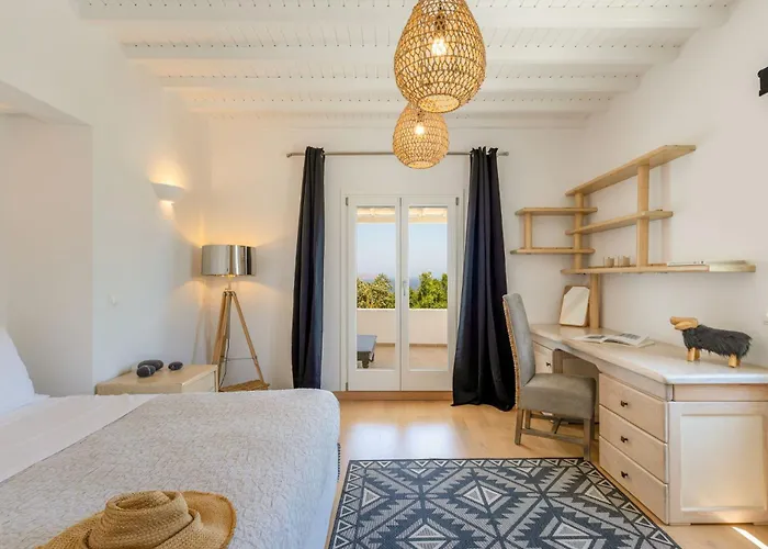 Willa Myconian Platinum Senior & Deluxe *