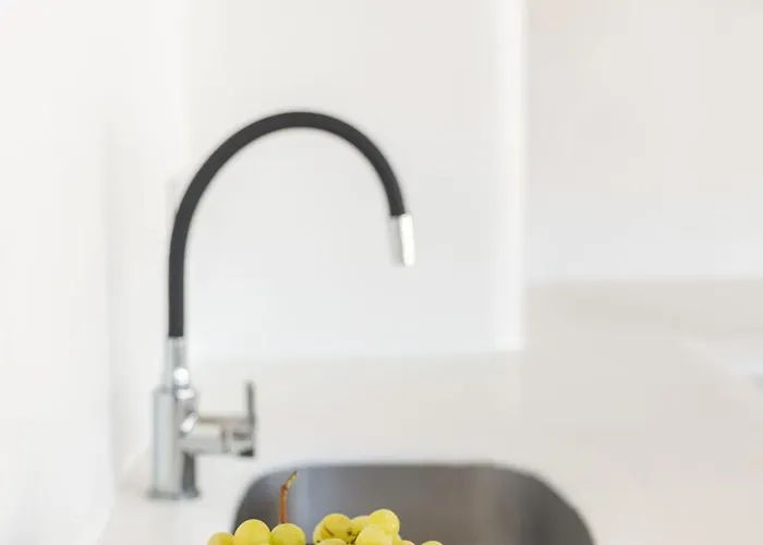 Willa Myconian Platinum Senior & Deluxe