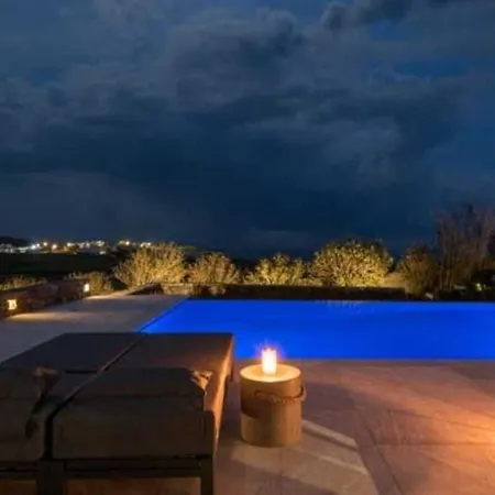 Myconian Platinum Senior & Deluxe Villa *