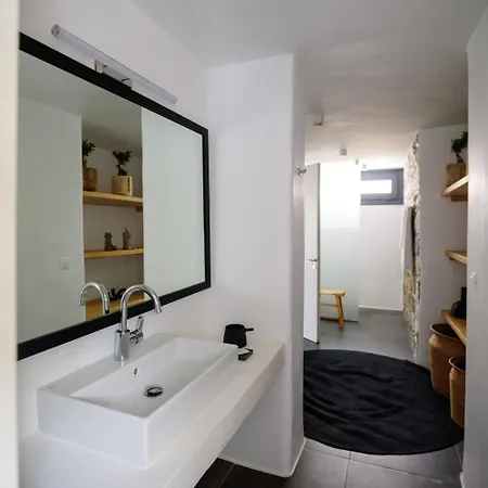 Вилла Myconian Platinum Senior & Deluxe *