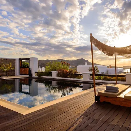 Вилла Myconian Platinum Senior & Deluxe *