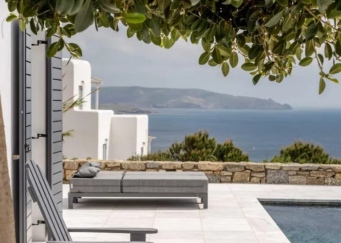 Vila Myconian Platinum Senior & Deluxe *