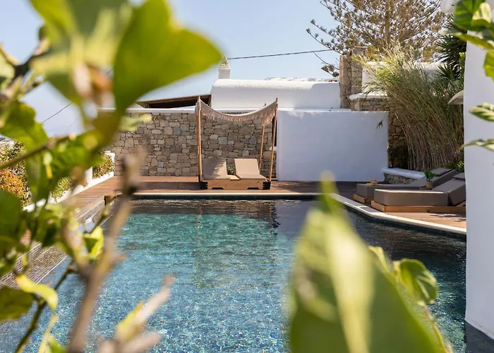 Myconian Platinum Senior & Deluxe Vila *