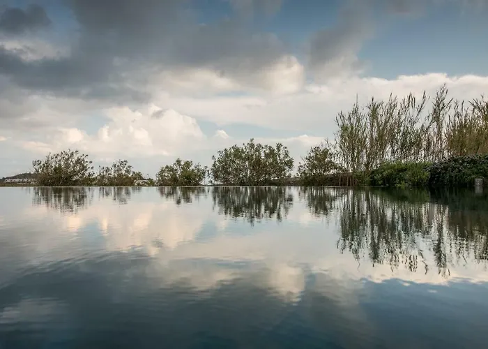 Vila Myconian Platinum Senior & Deluxe *