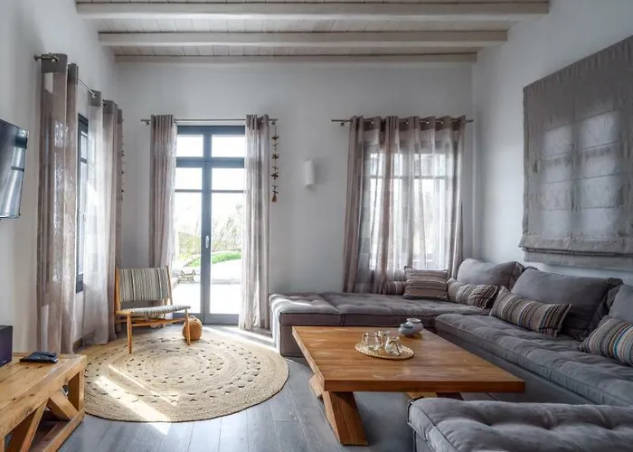 Myconian Platinum Senior & Deluxe Villa Kalafáti